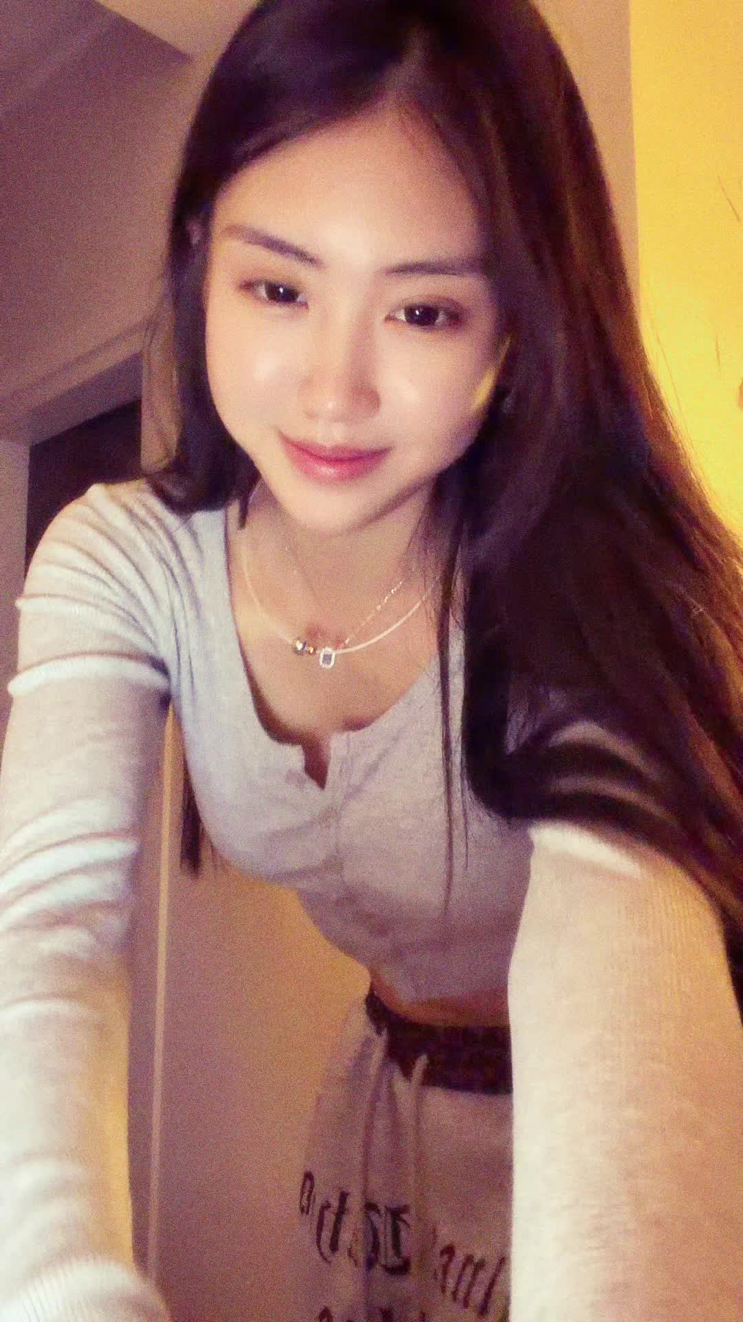 @容