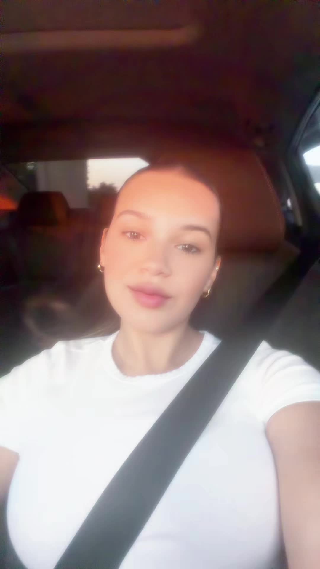 @melowelo