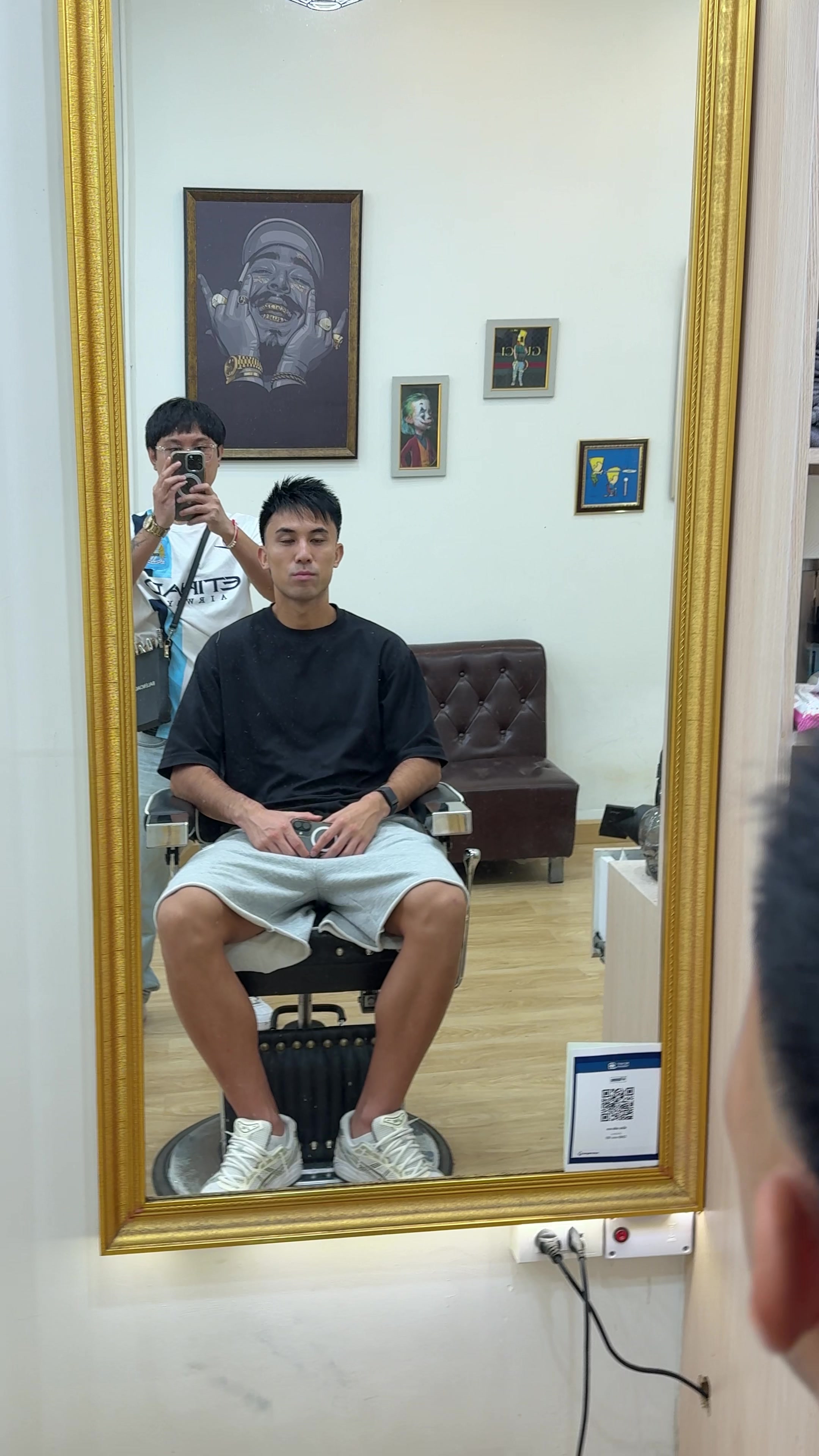 @Lilmaxz ⚽️✂️ Barber bangkok