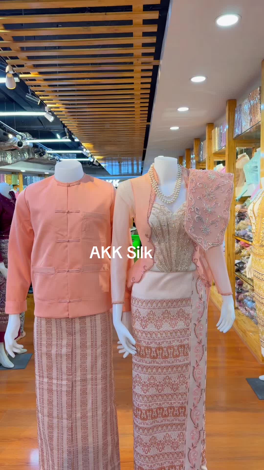 @Akk Silk (official account)