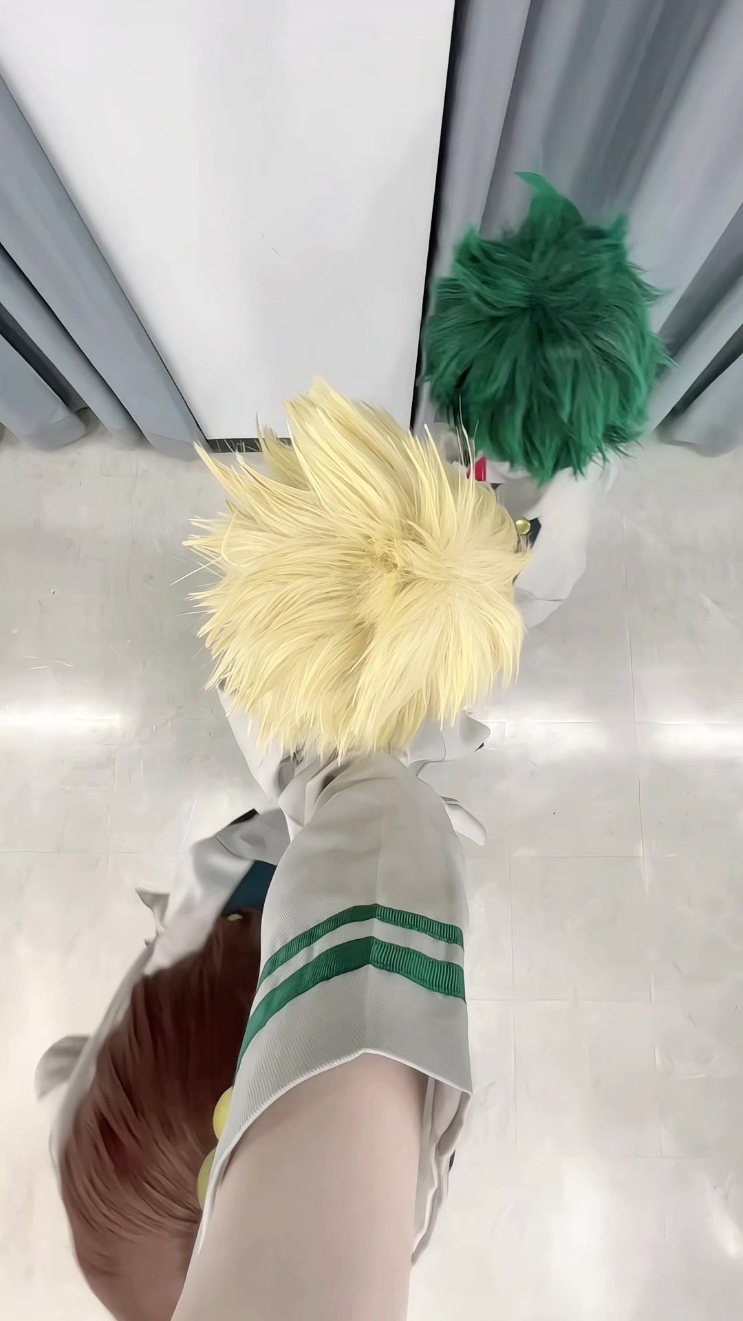 @あるる