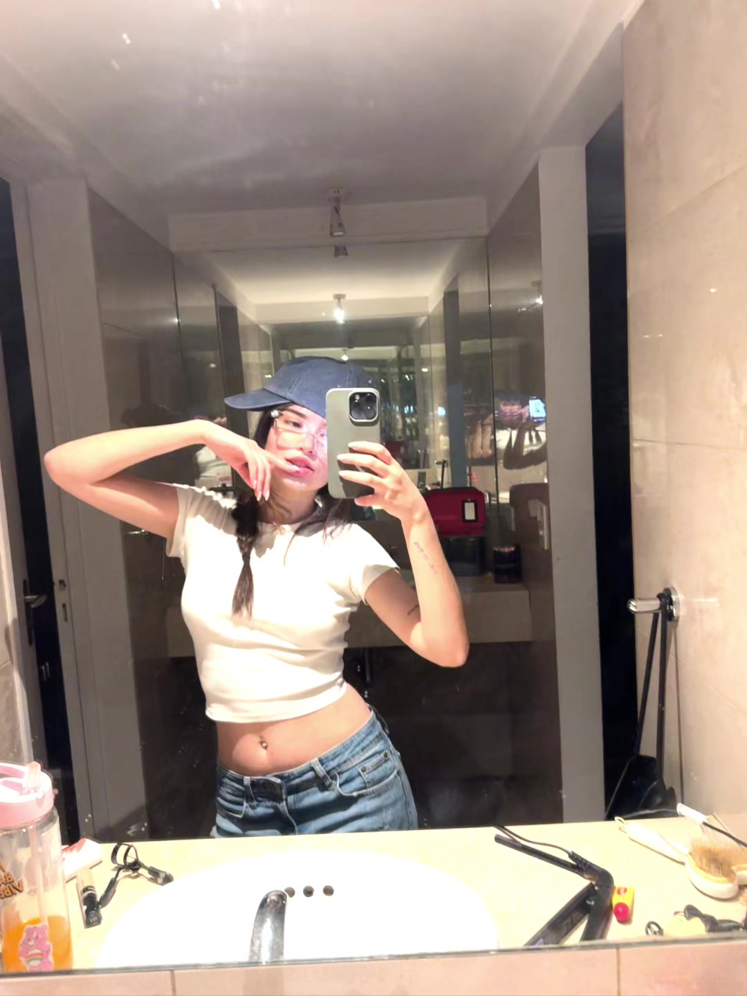 @solaangevegaa