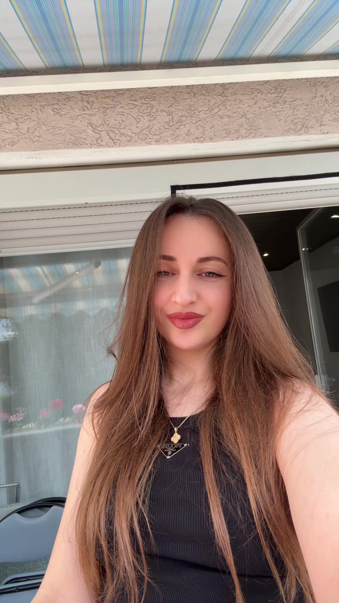 @Onna_Onna