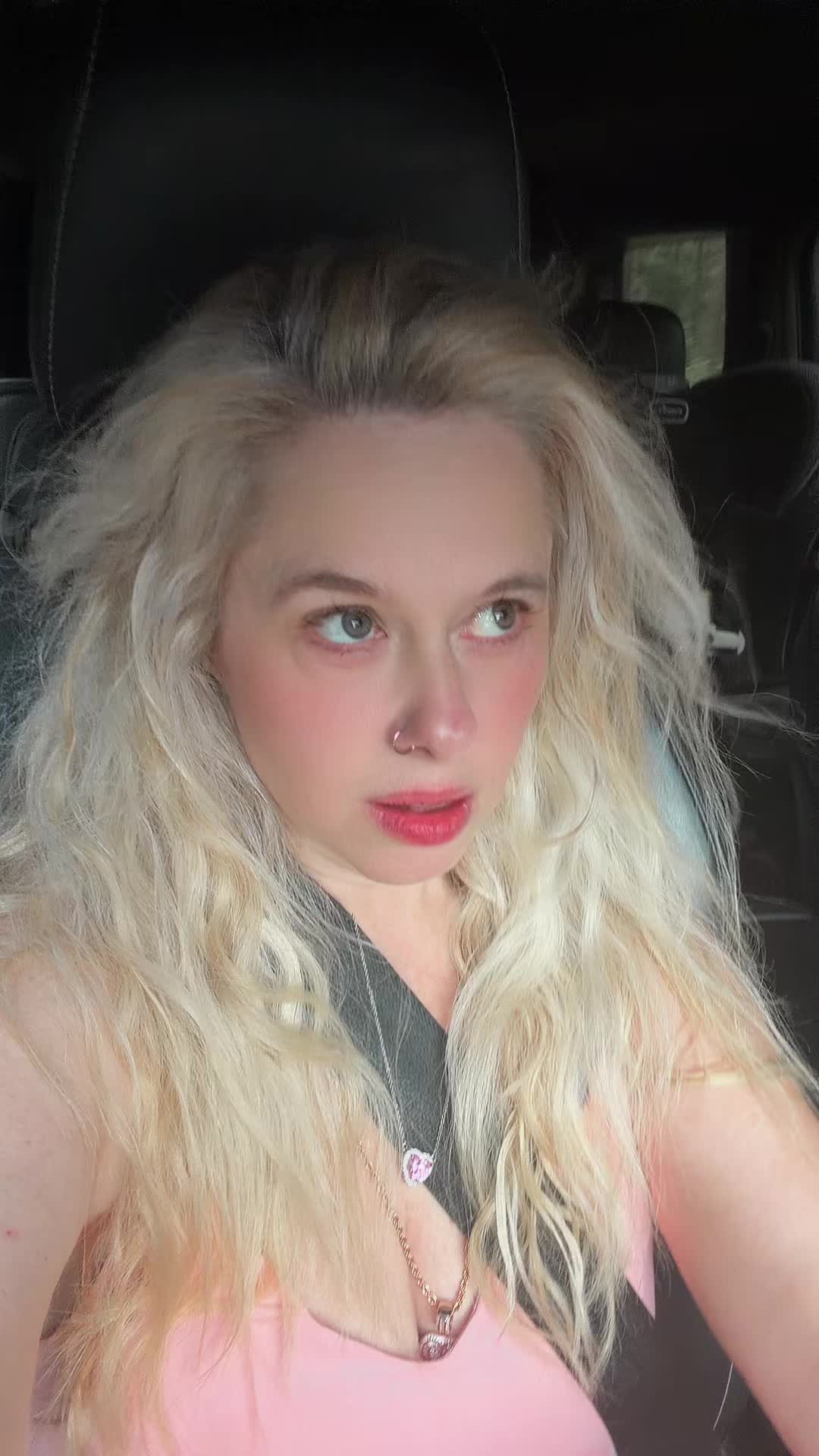 @Freyakennafr