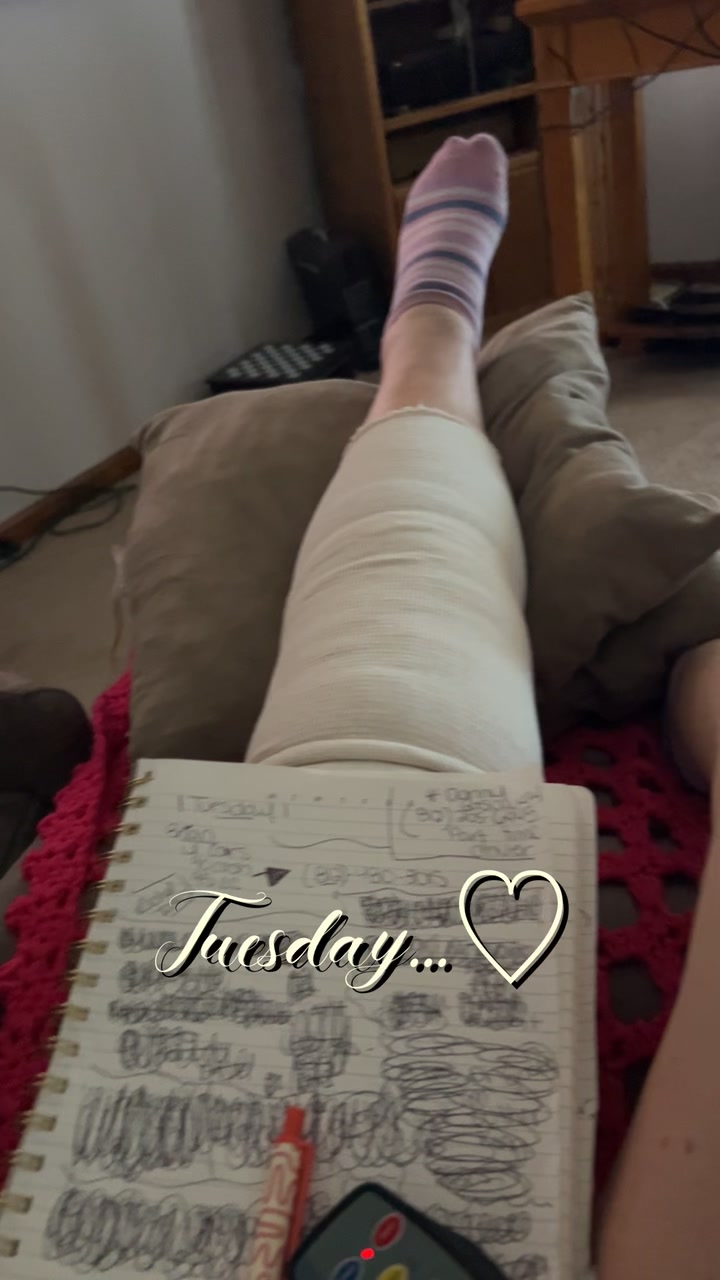 @Lexi Lou💕🪩🫶🌟☮️