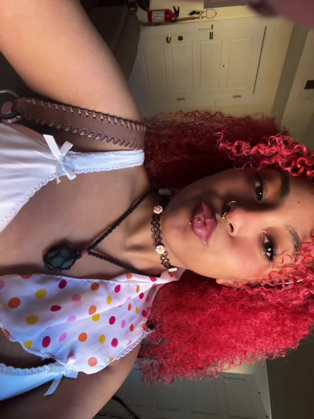 @Leenailzzz
