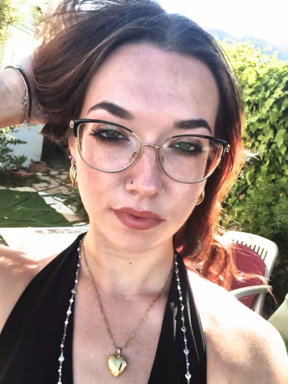 @Itsmefelina_