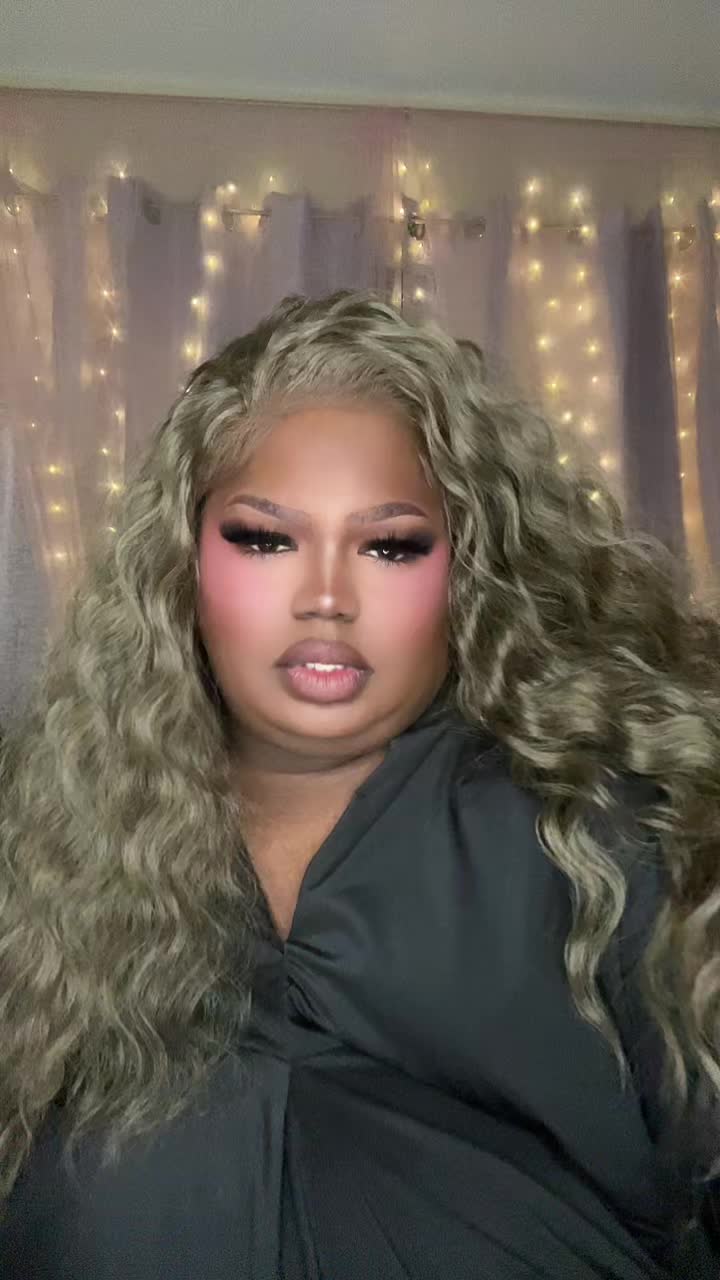 @Malaysia Babydoll Foxx 🦊