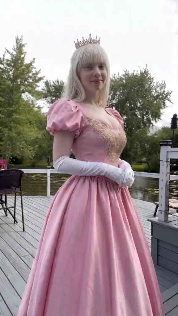 @Alina Viktoria