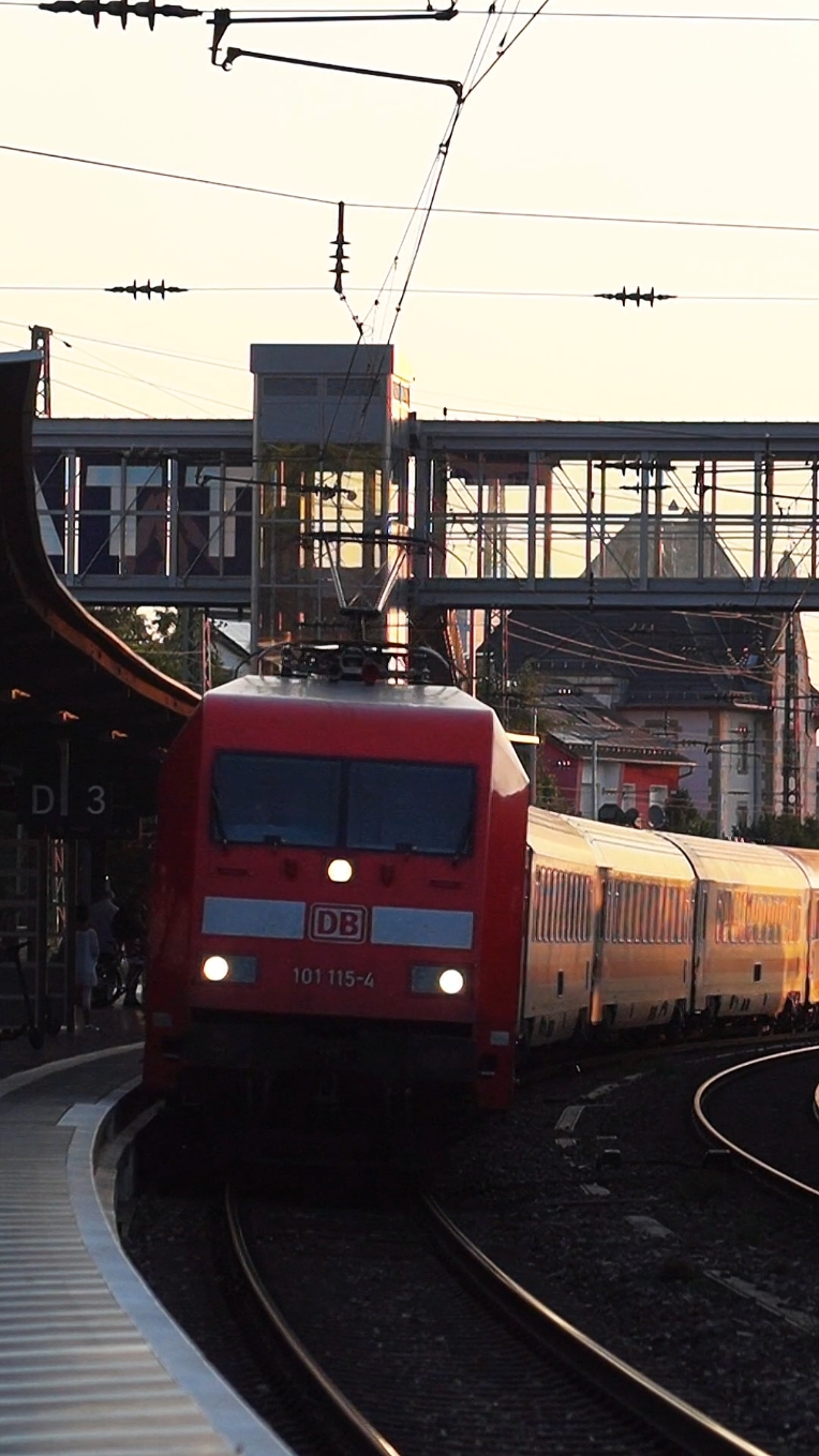 @Bahnbilder_Rheintal(Querkannt)