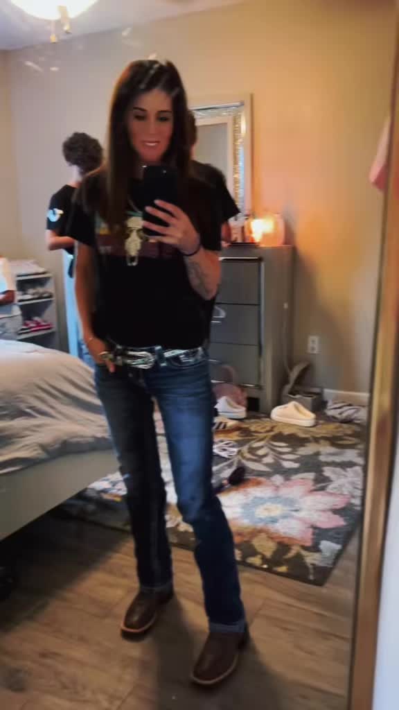 @IttyBittyTricia