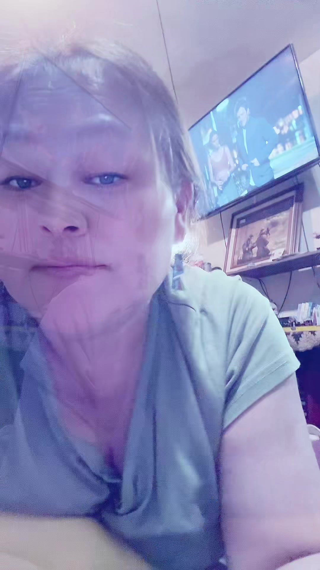 @yoshlittlewoman
