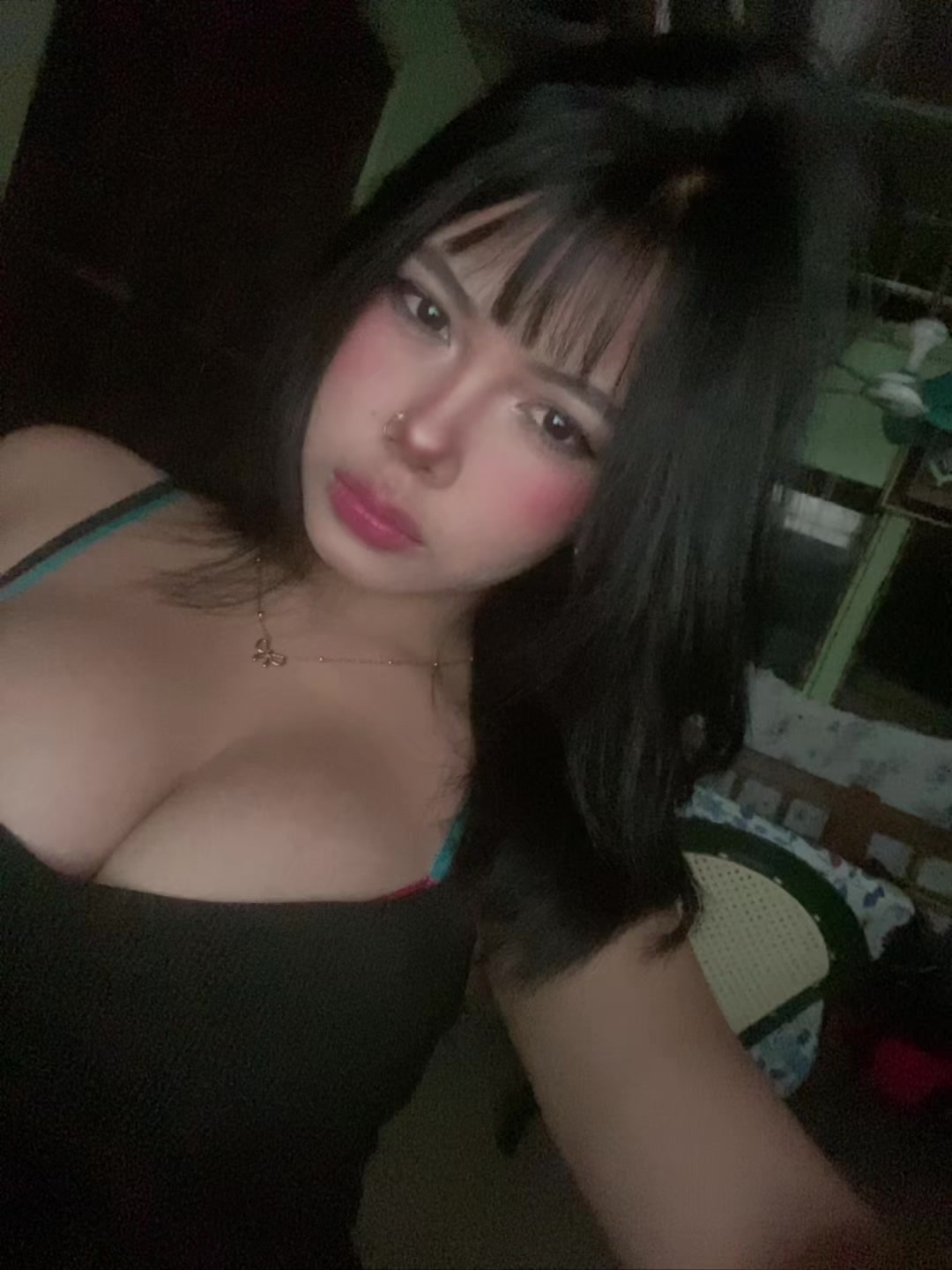 @￴eya
