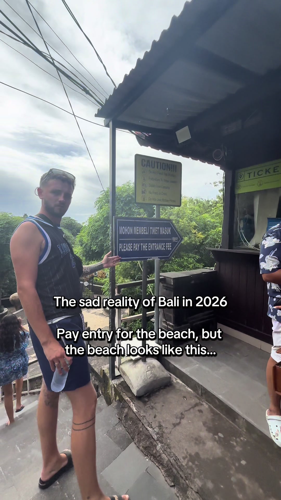 @Macartney | Travels ๐