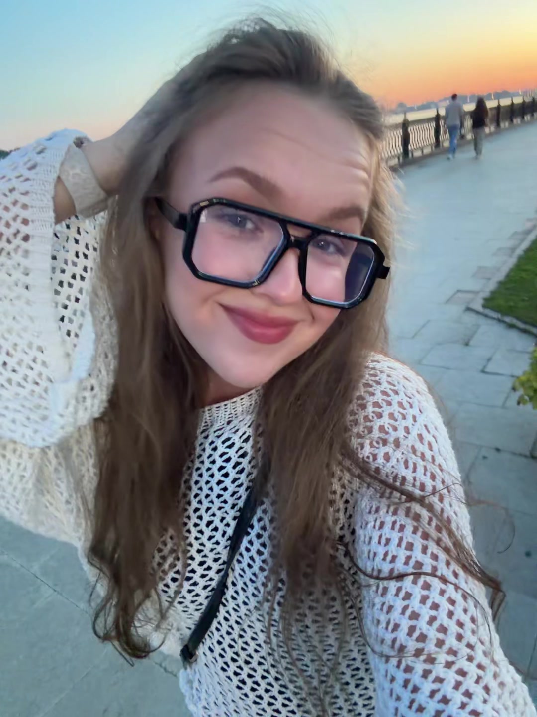 @𝐄 𝐁 𝐀 𝐒 𝐇