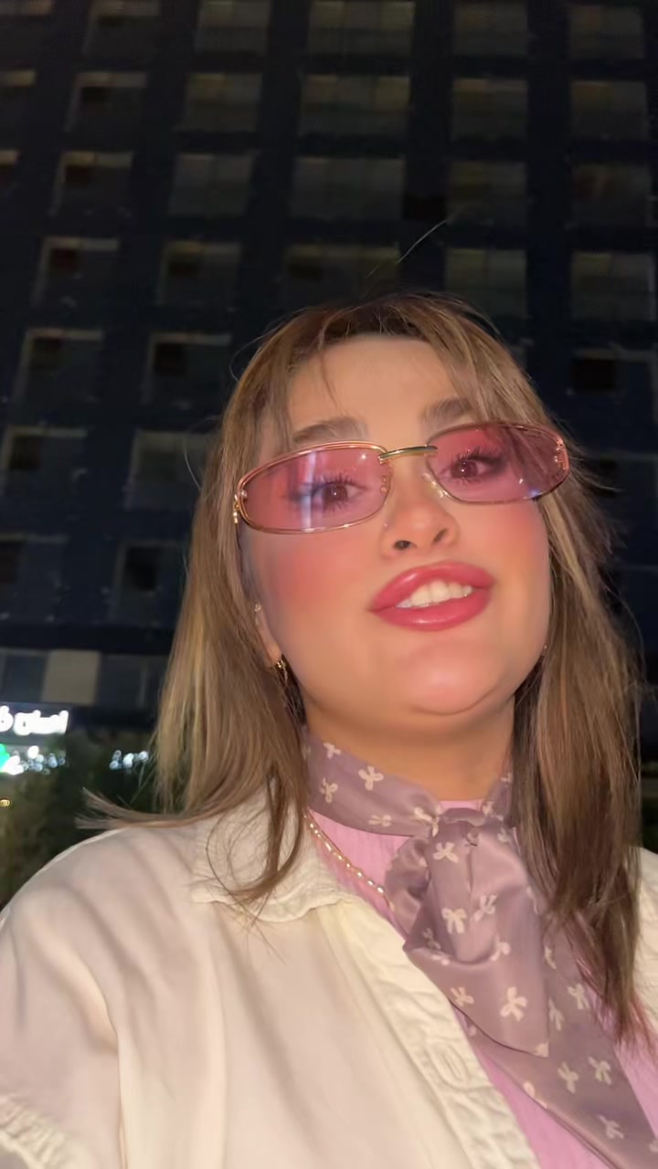 @smakamrn