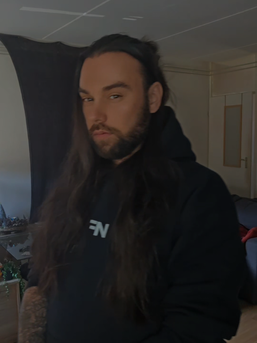 @𝚆𝙼
