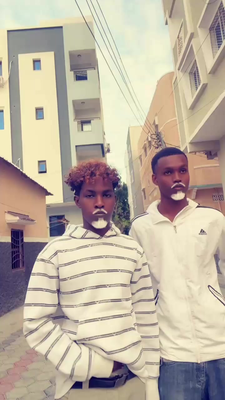 @{{{🇰🇾C A D A 4 ن K A 🇨🇰}}}