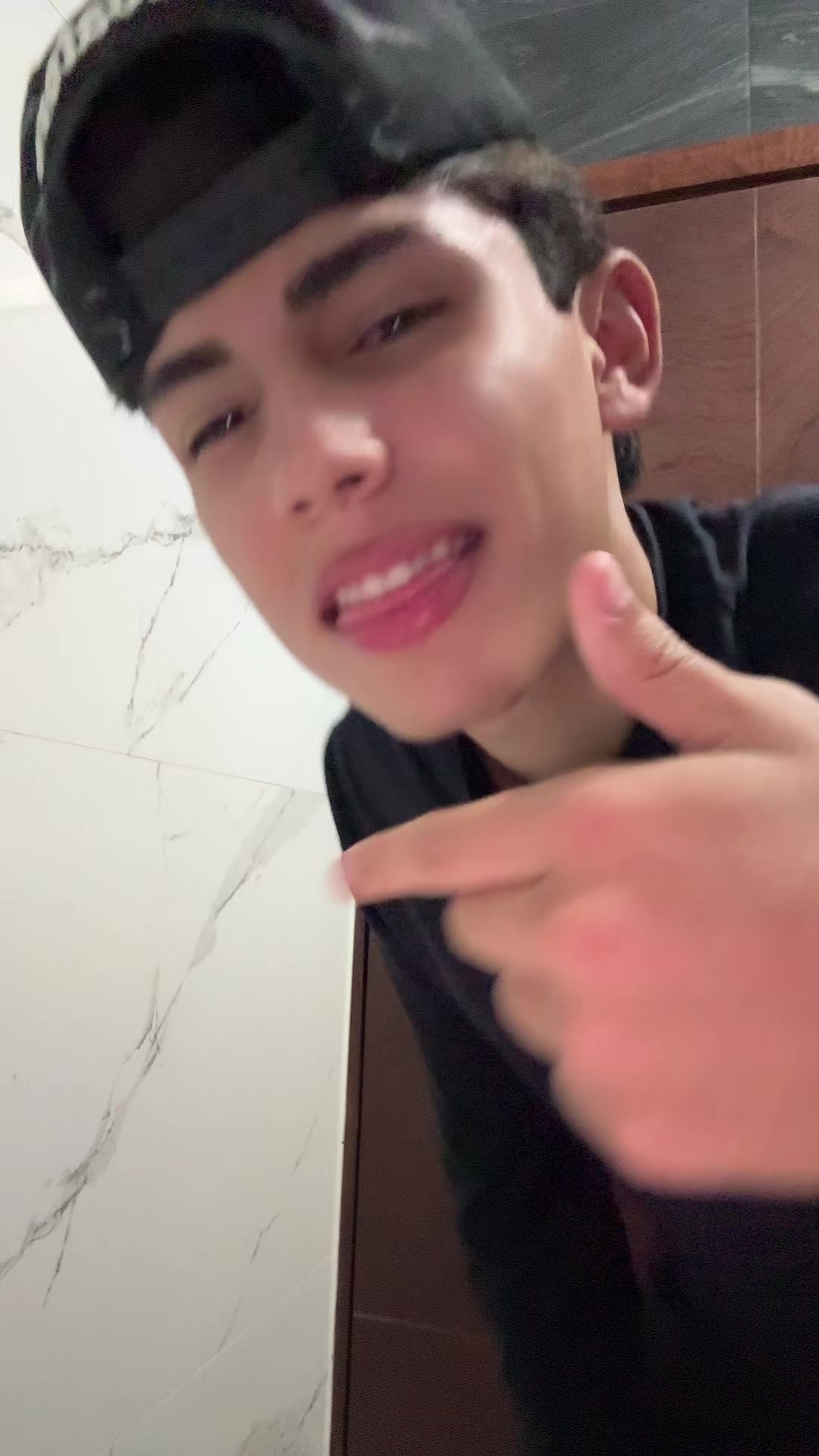 @márquez