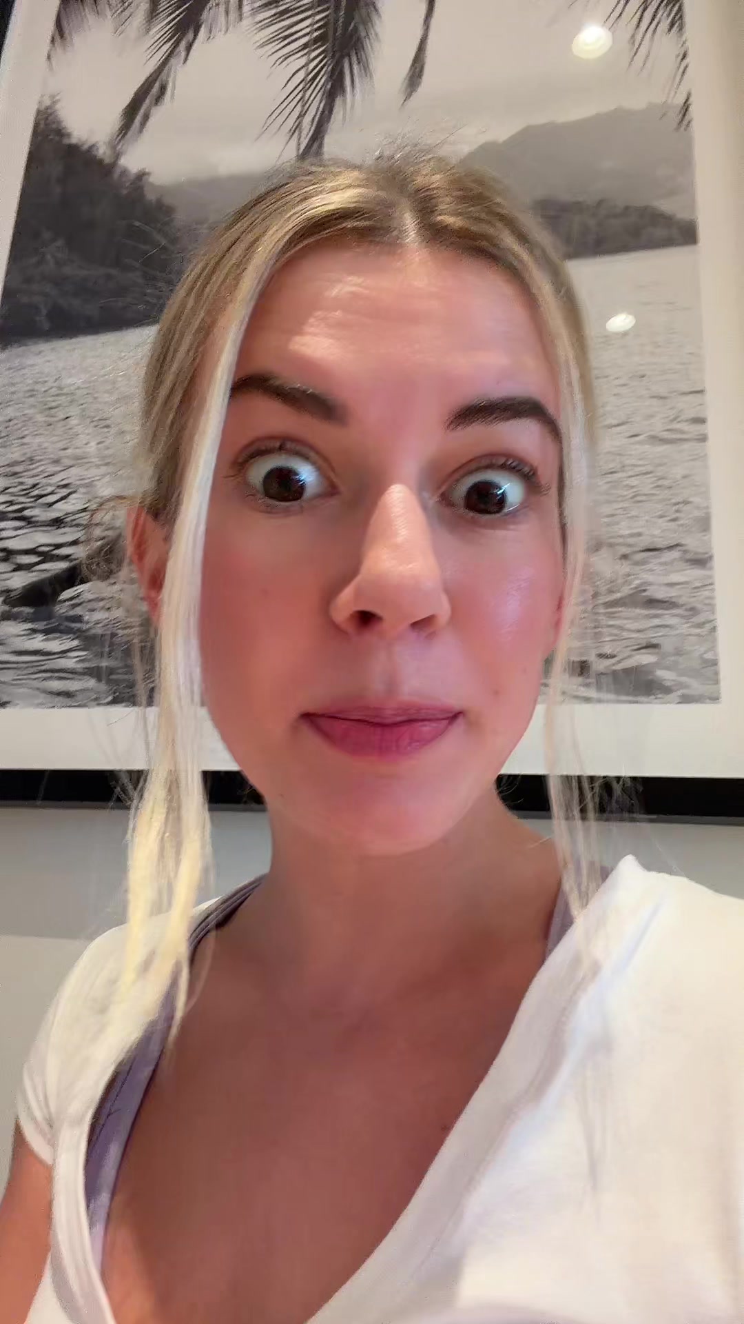 @brokeblondee