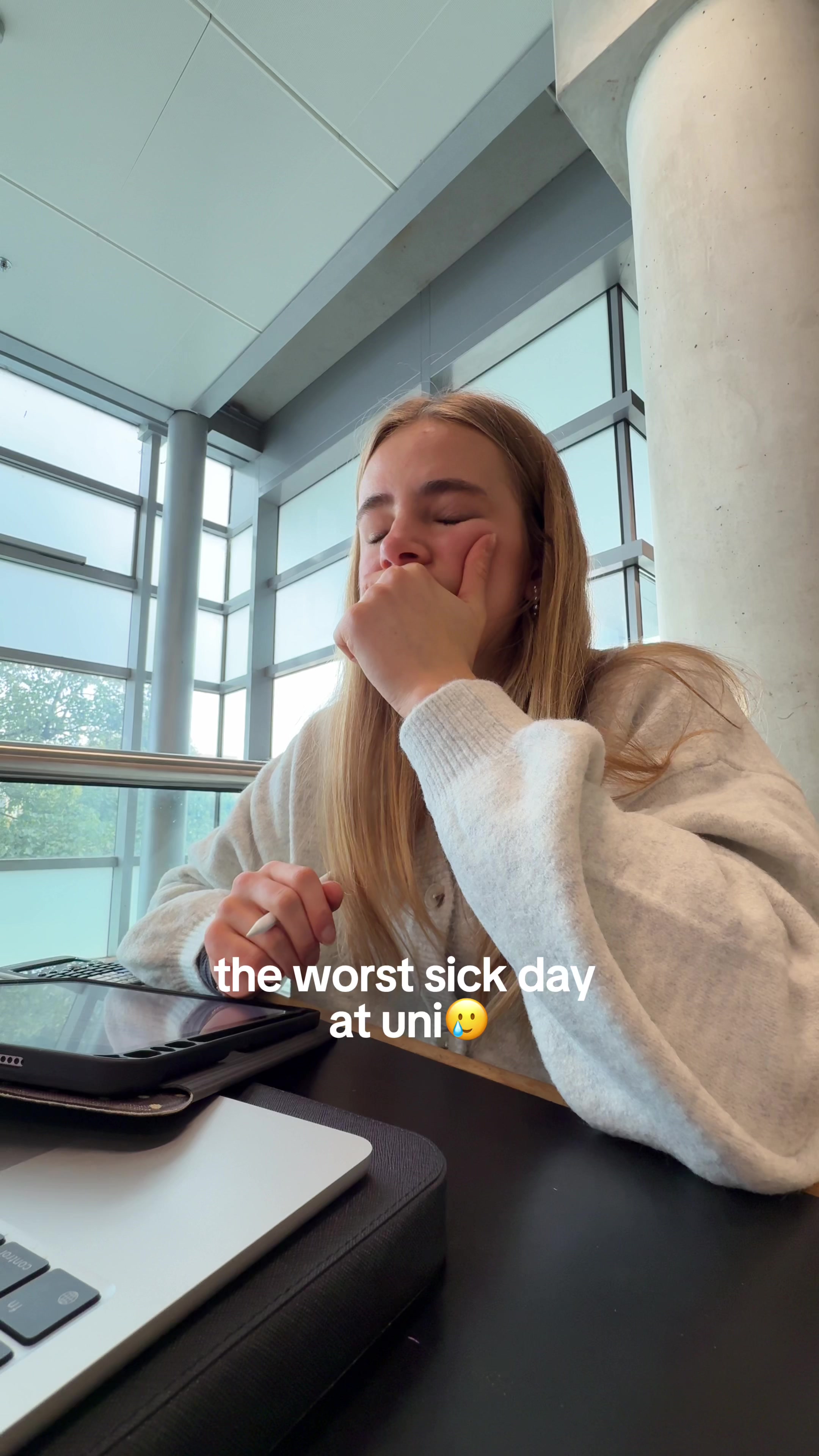 @savannahblewden