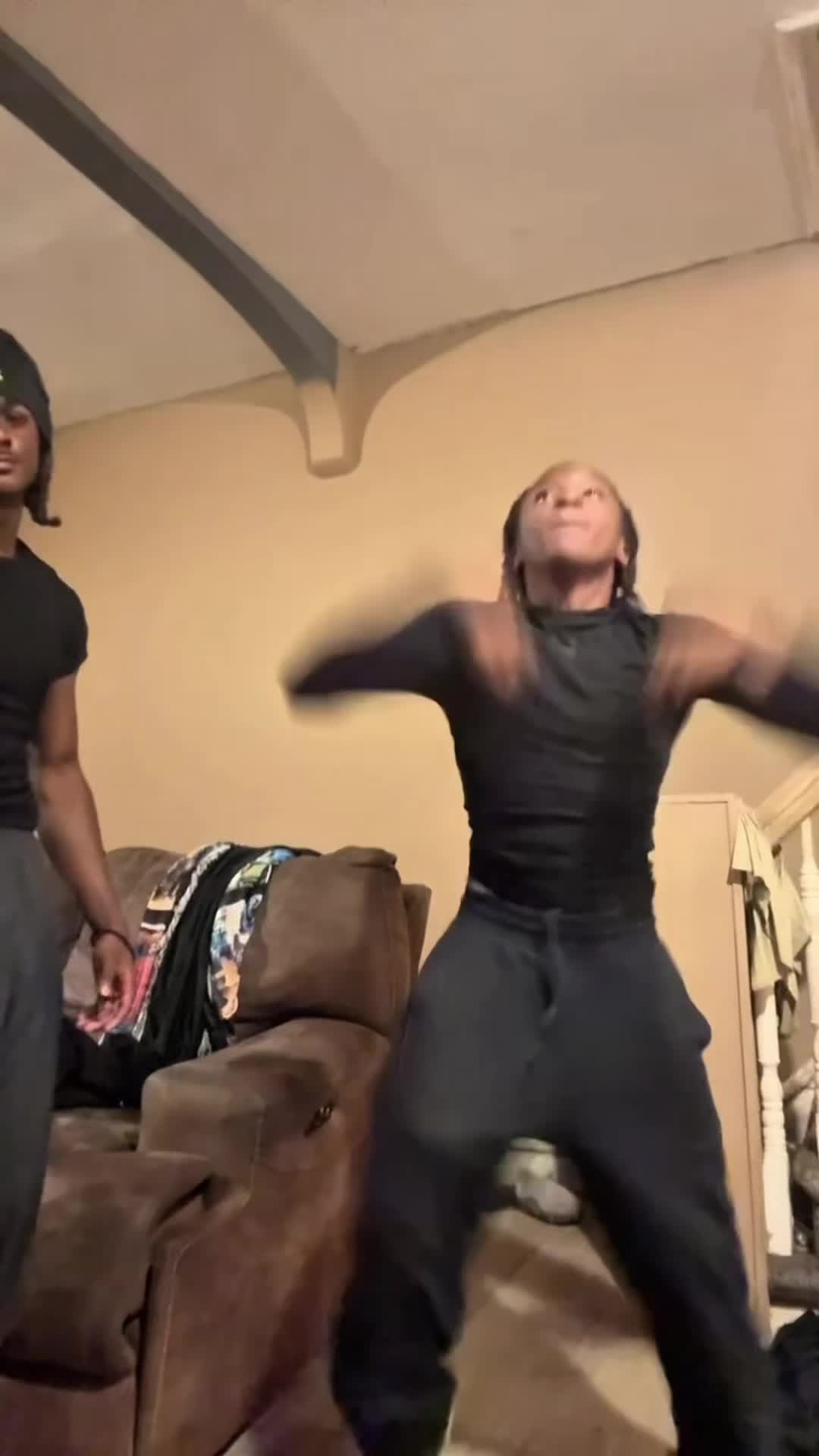 @Blxckhouse☄️