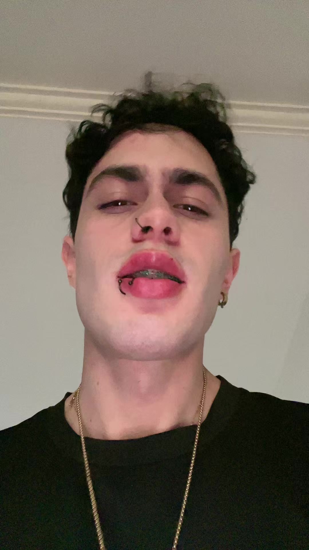 @Justin Aviles 🧛♂️