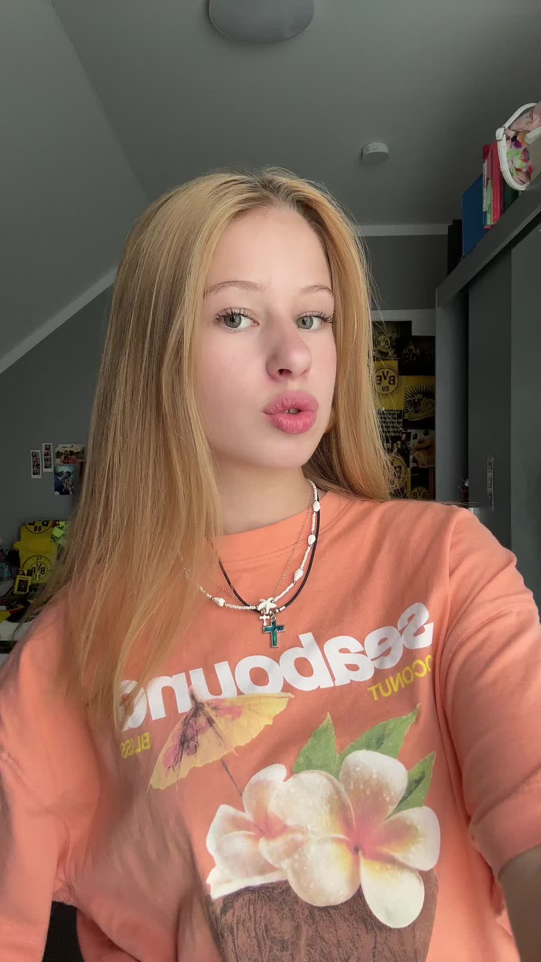 @❧ N a y a h ☙ 𓆉