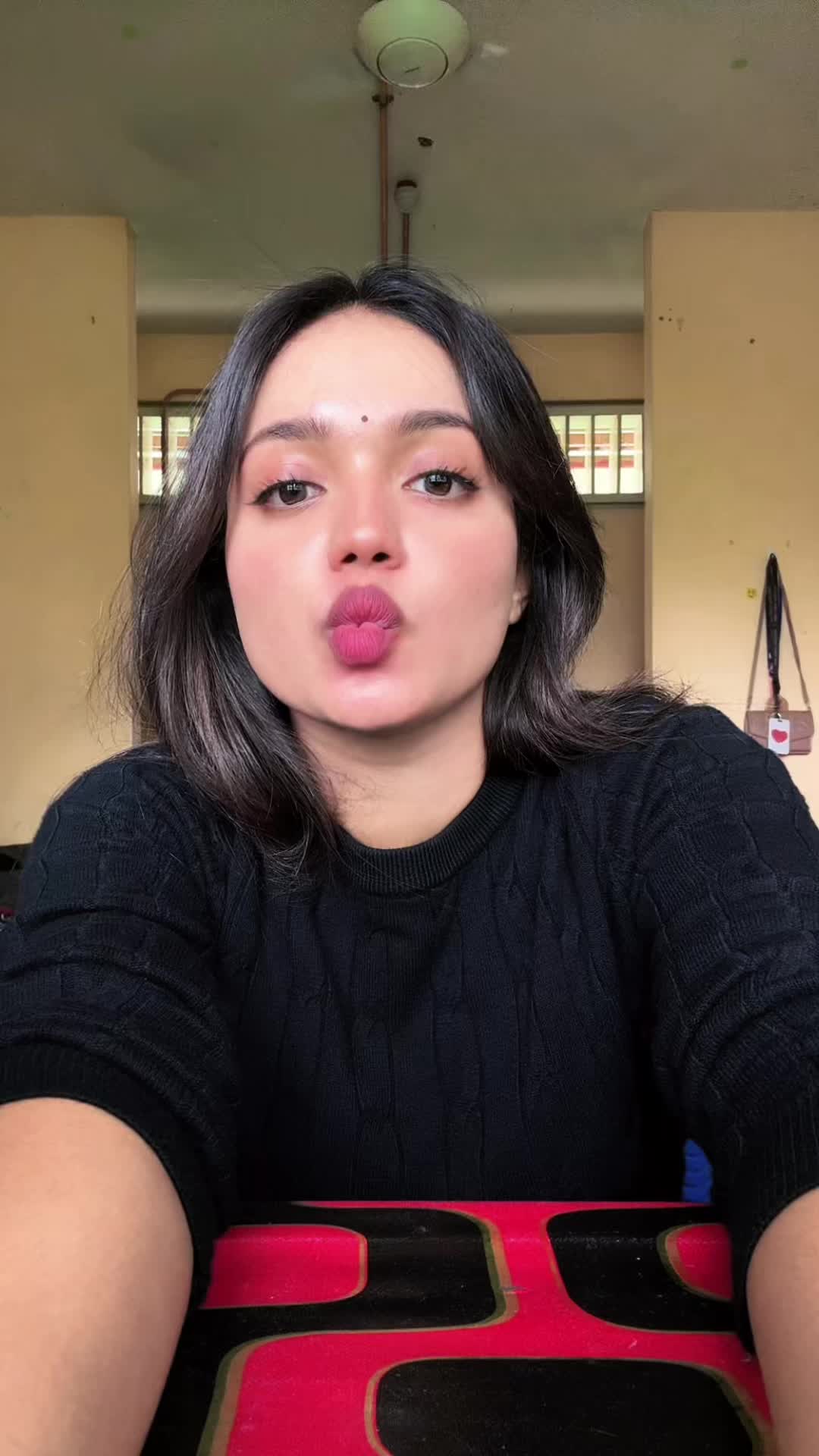 @_yashz12