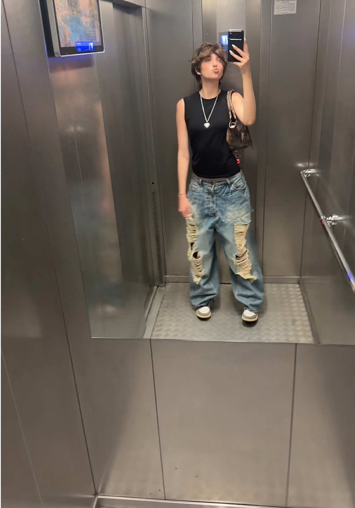 @777