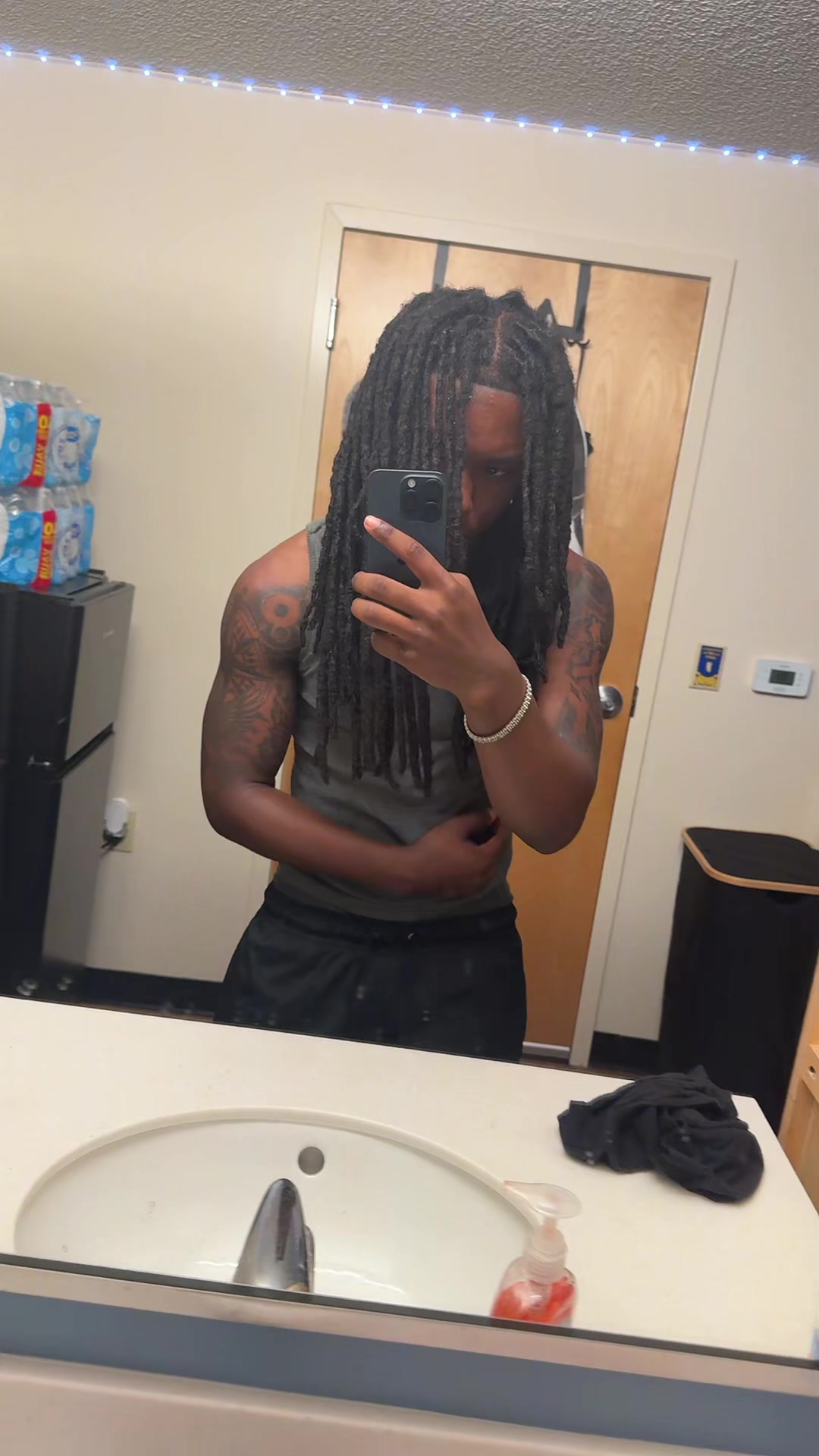 @nevobuccs