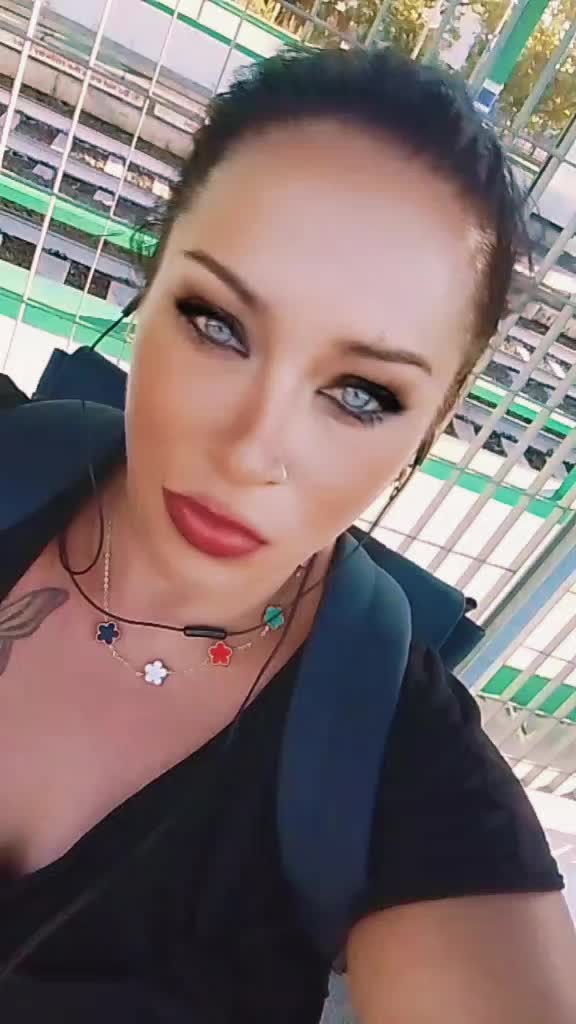 @Moira Olivieri Selvaggia Monte