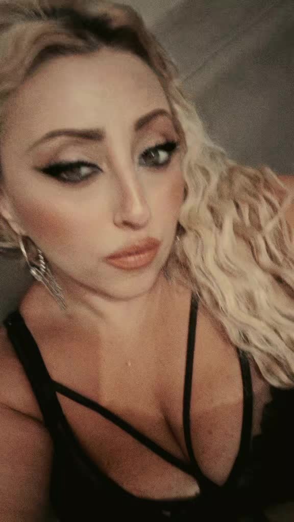 @👑LA DEA👑