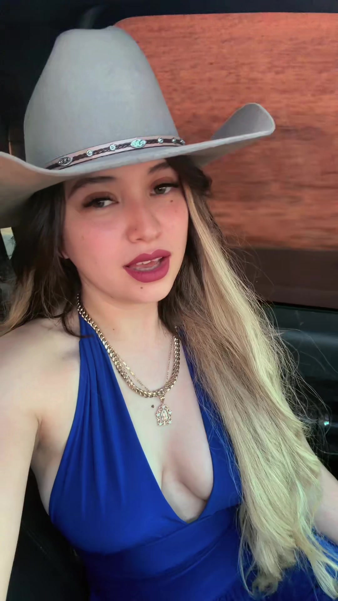 @carolinadua1103