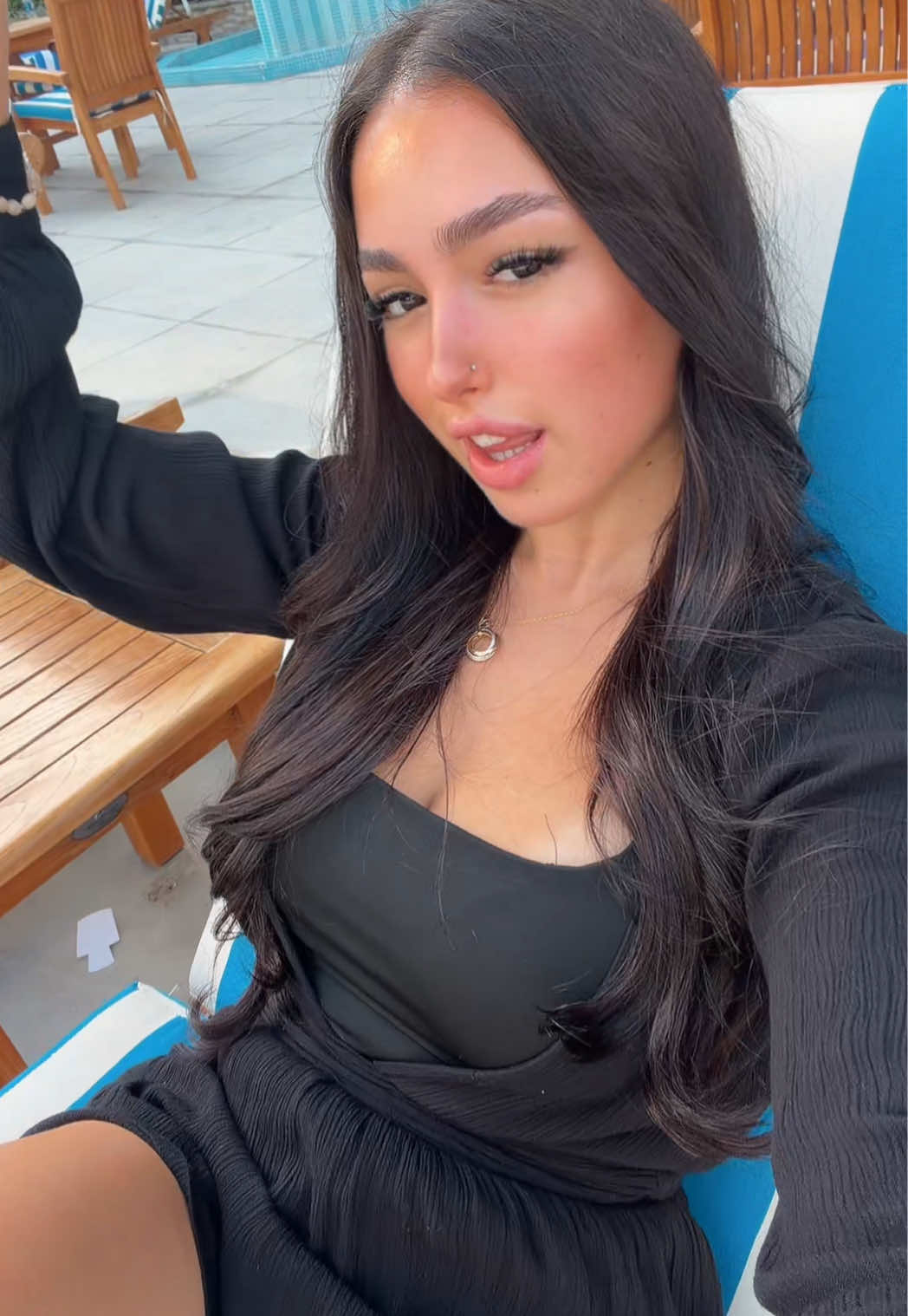 @N A T I🍒