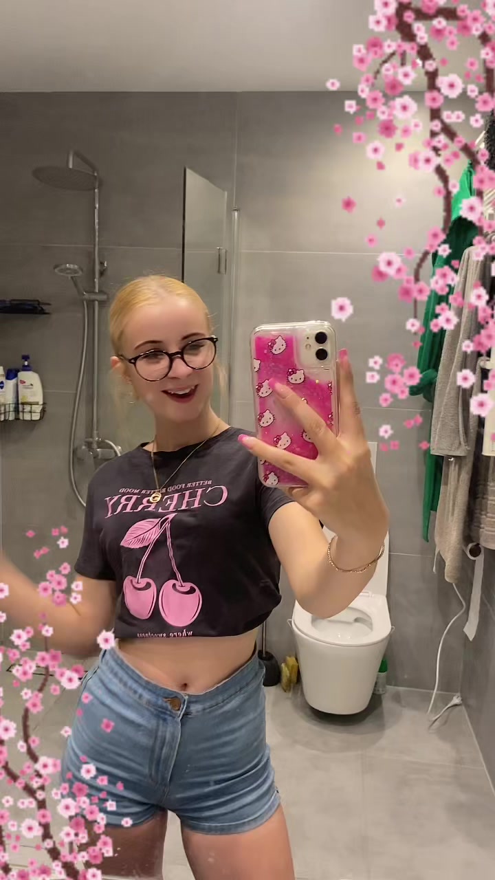 @nikolciaa