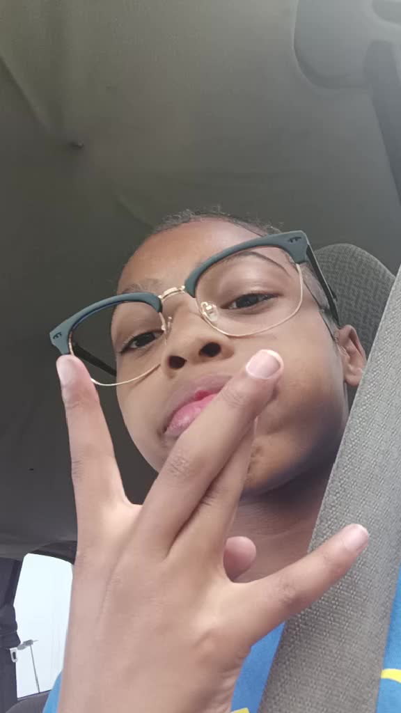 @youbroke_youneedadollar