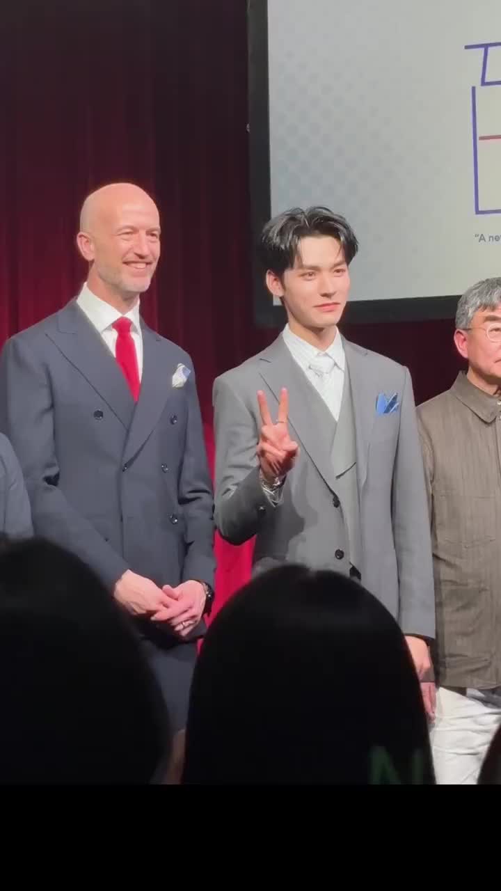 @🪷🌹👩&zwj;⚖️ganso"天鹅💰🐦&zwj;🔥🦢