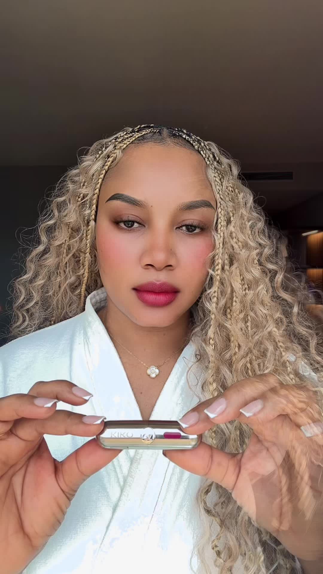 @Aïcha Steky 🇬🇳 ❣️