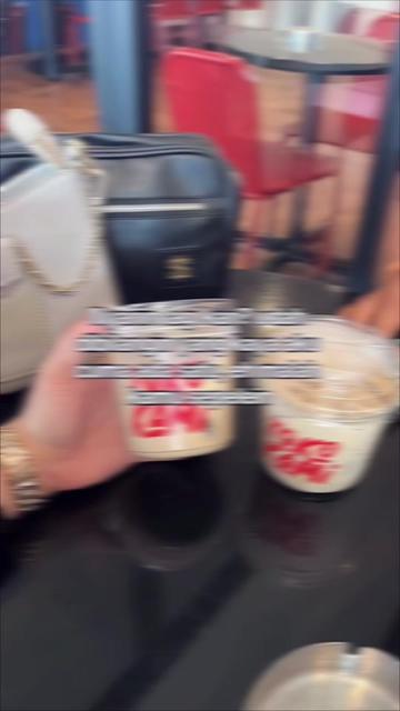 @Bella