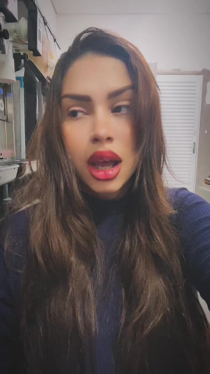 @Vivian Duarte