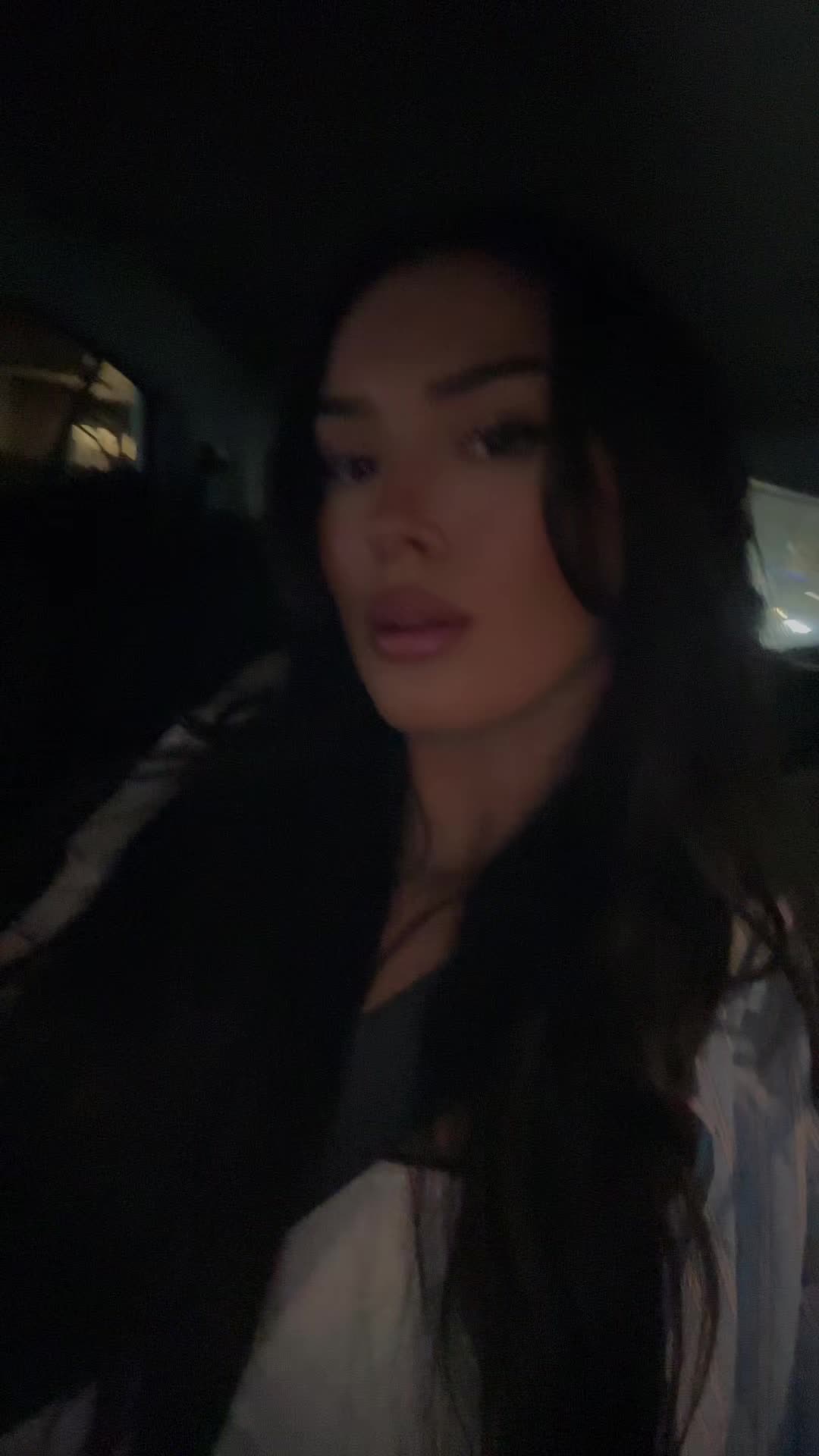 @Suzanaa