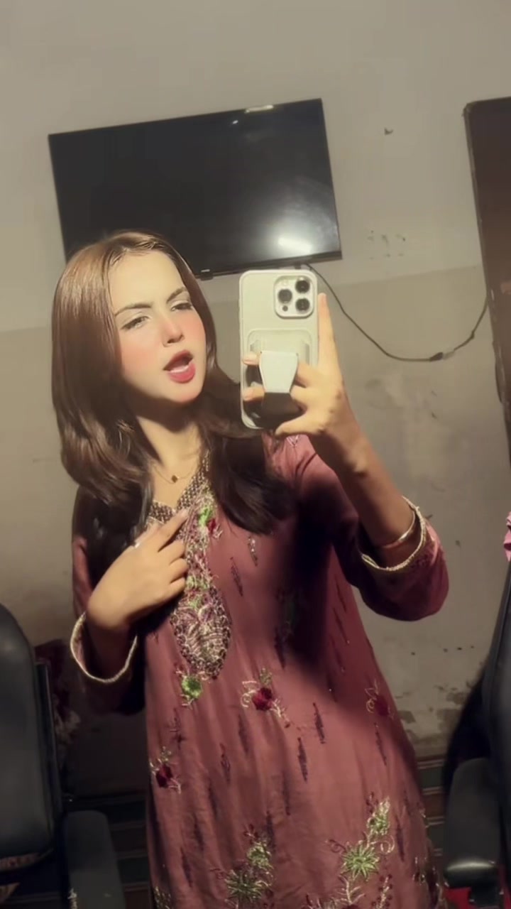 @AyeSha ShaHzadi