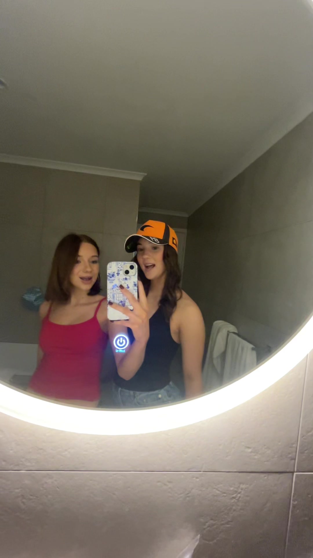 @zoe.thomass