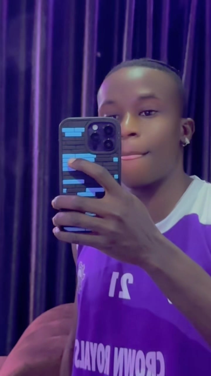 @fav_oluwaseun