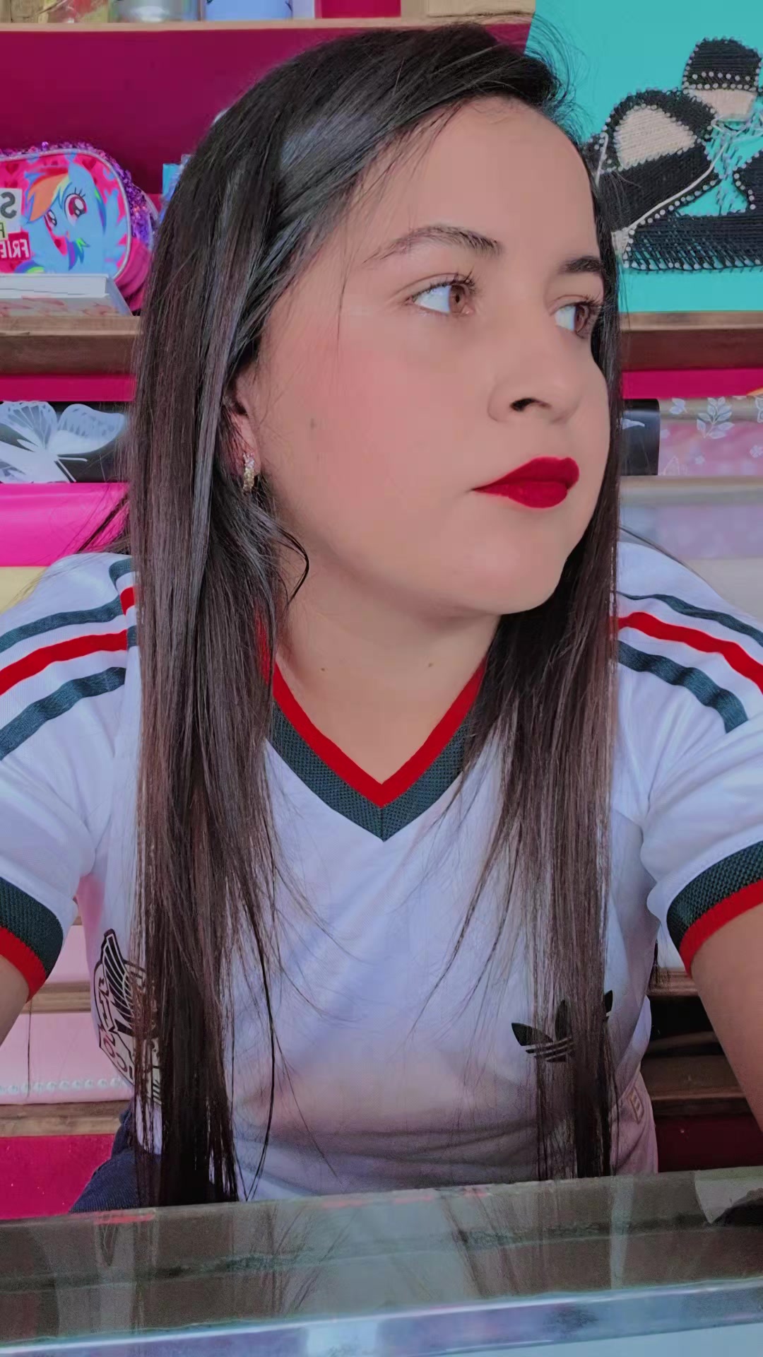 @Nely HerFu🌸🧿💕🌎