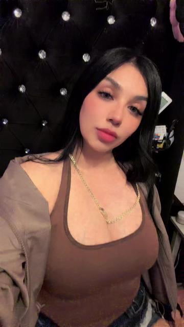 @Angie macias