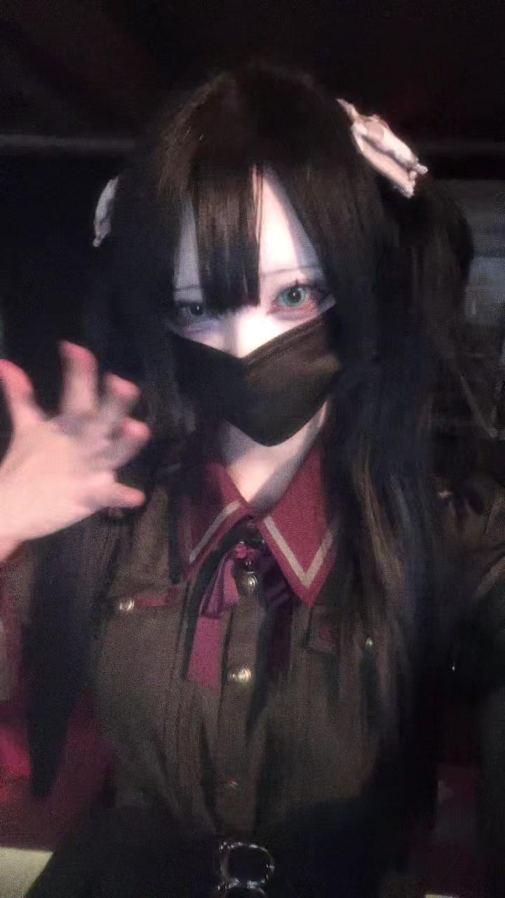 @しおしおにゃん