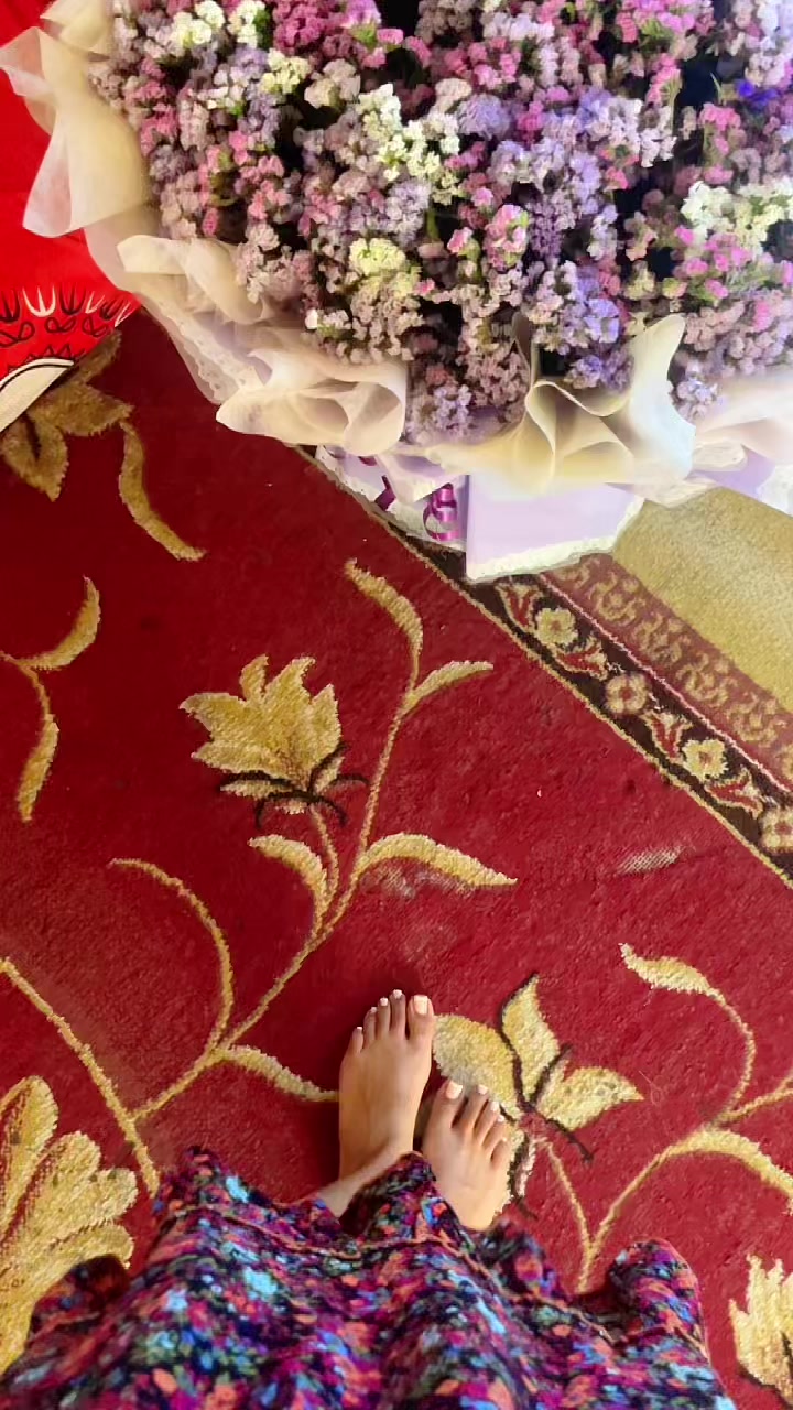@ሜሮን🌟