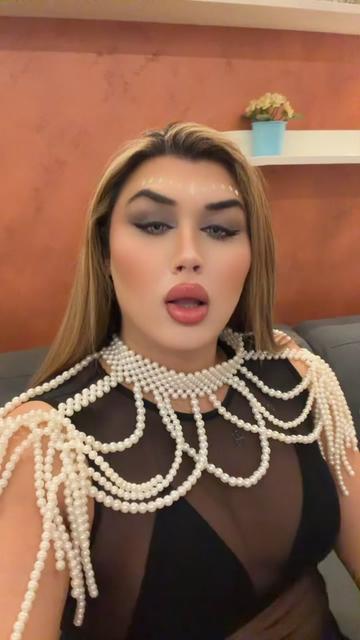 @Haniya🇨🇦